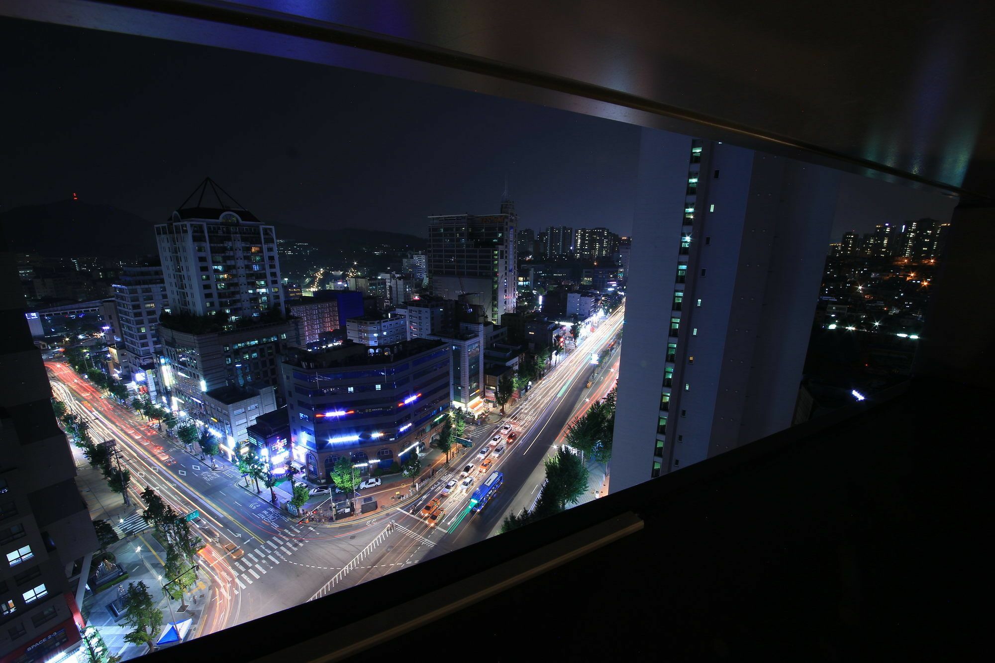 H Avenue Hotel Idae Shinchon Seoul Exterior photo