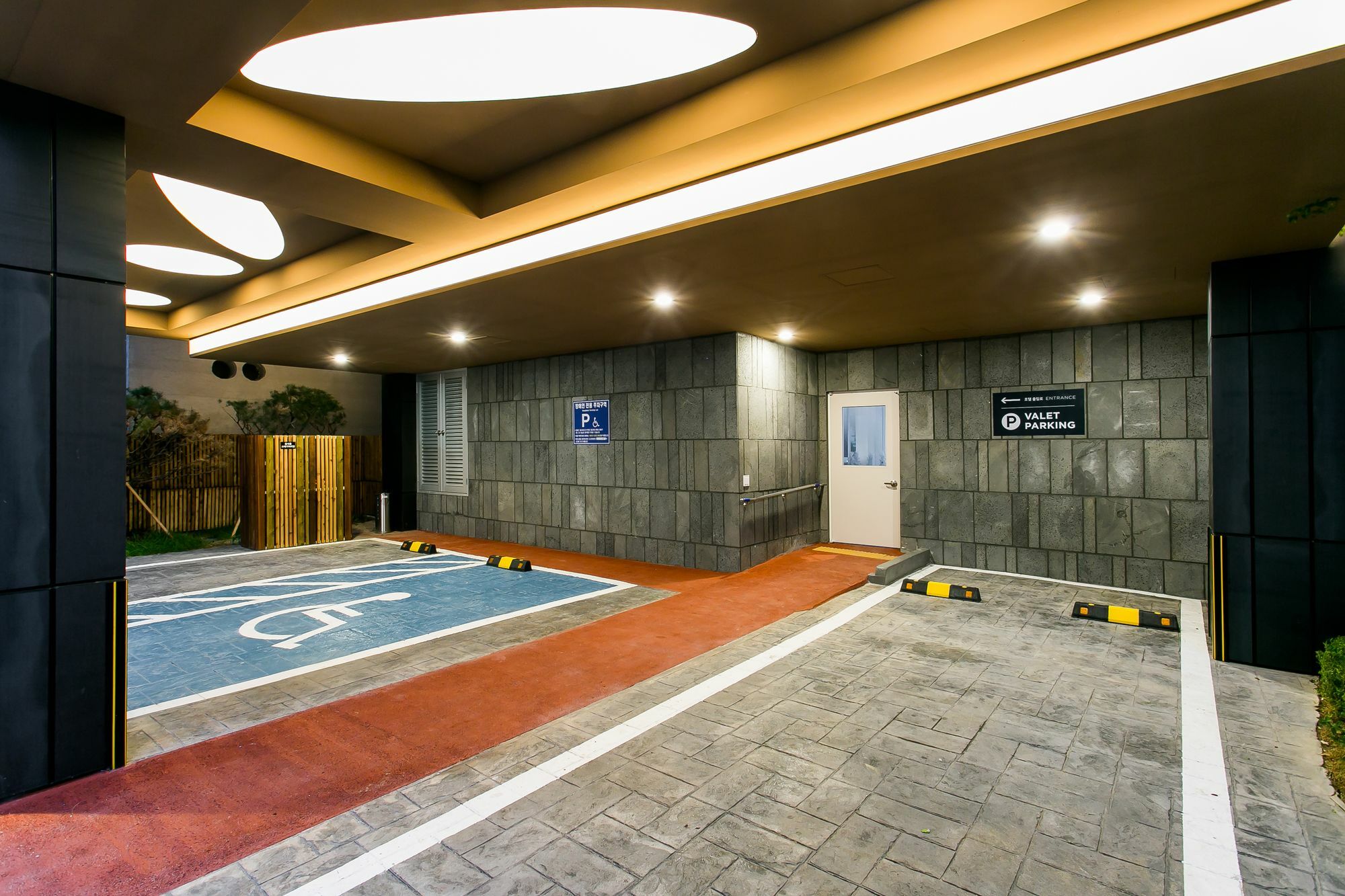 H Avenue Hotel Idae Shinchon Seoul Exterior photo